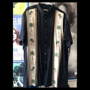 Short Sleeve Hawaiian Button Down 2XL